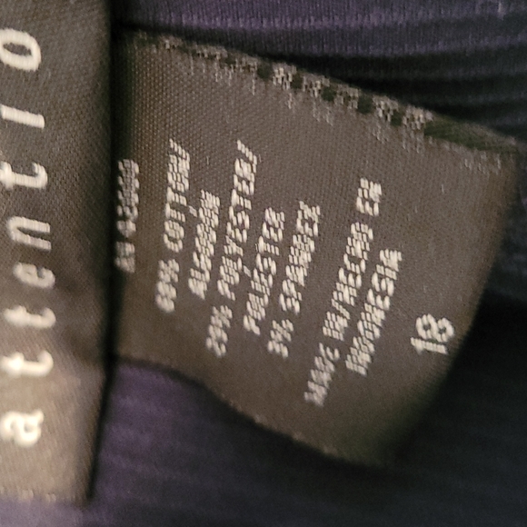 Capri length navy blue - Picture 8 of 16